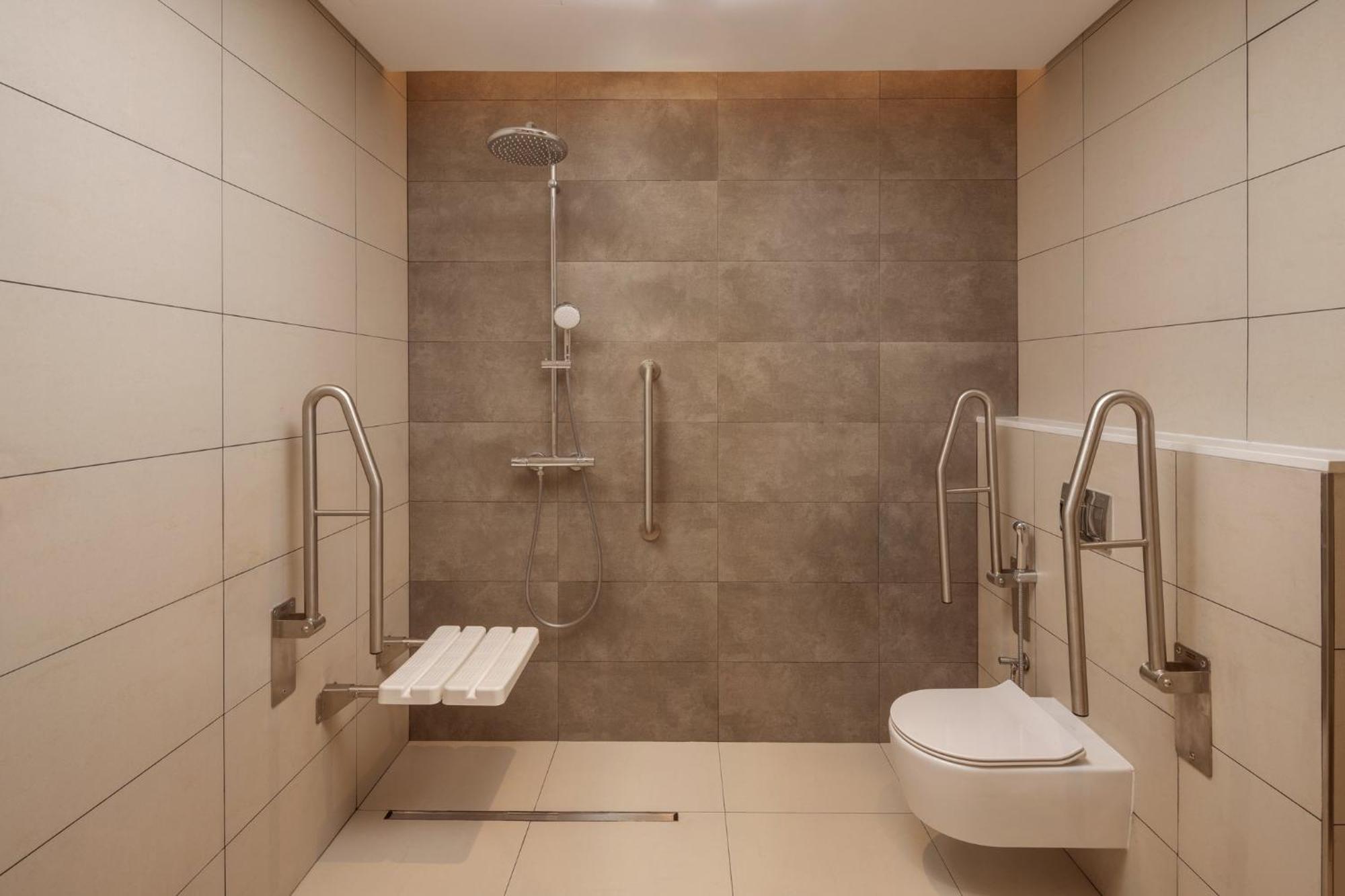 Holiday Inn Dubai Business Bay By Ihg Экстерьер фото