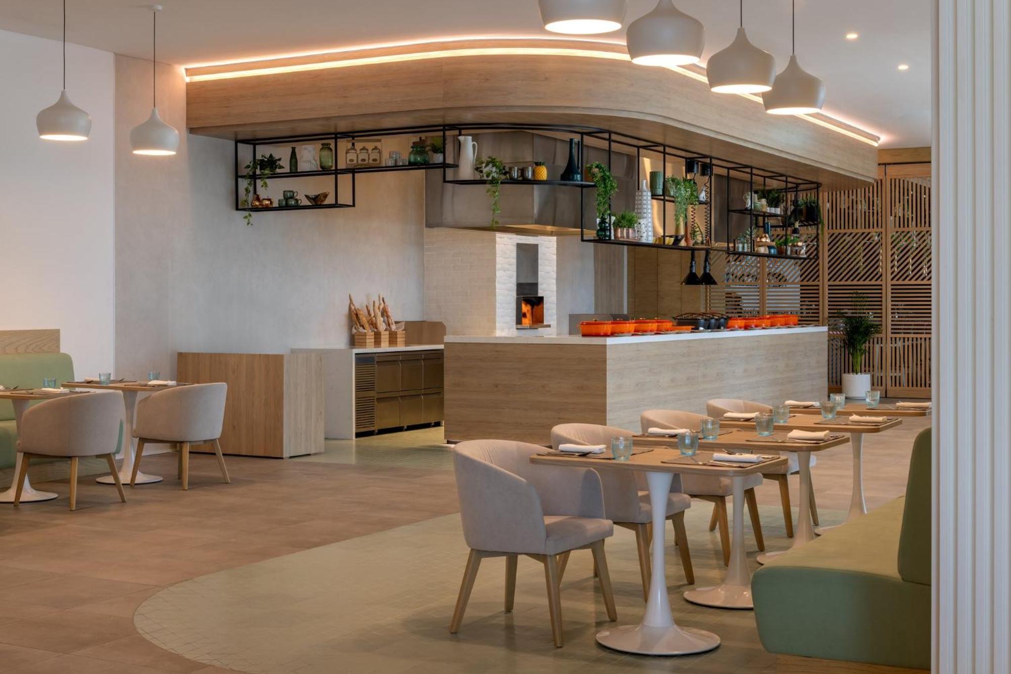 Holiday Inn Dubai Business Bay By Ihg Экстерьер фото