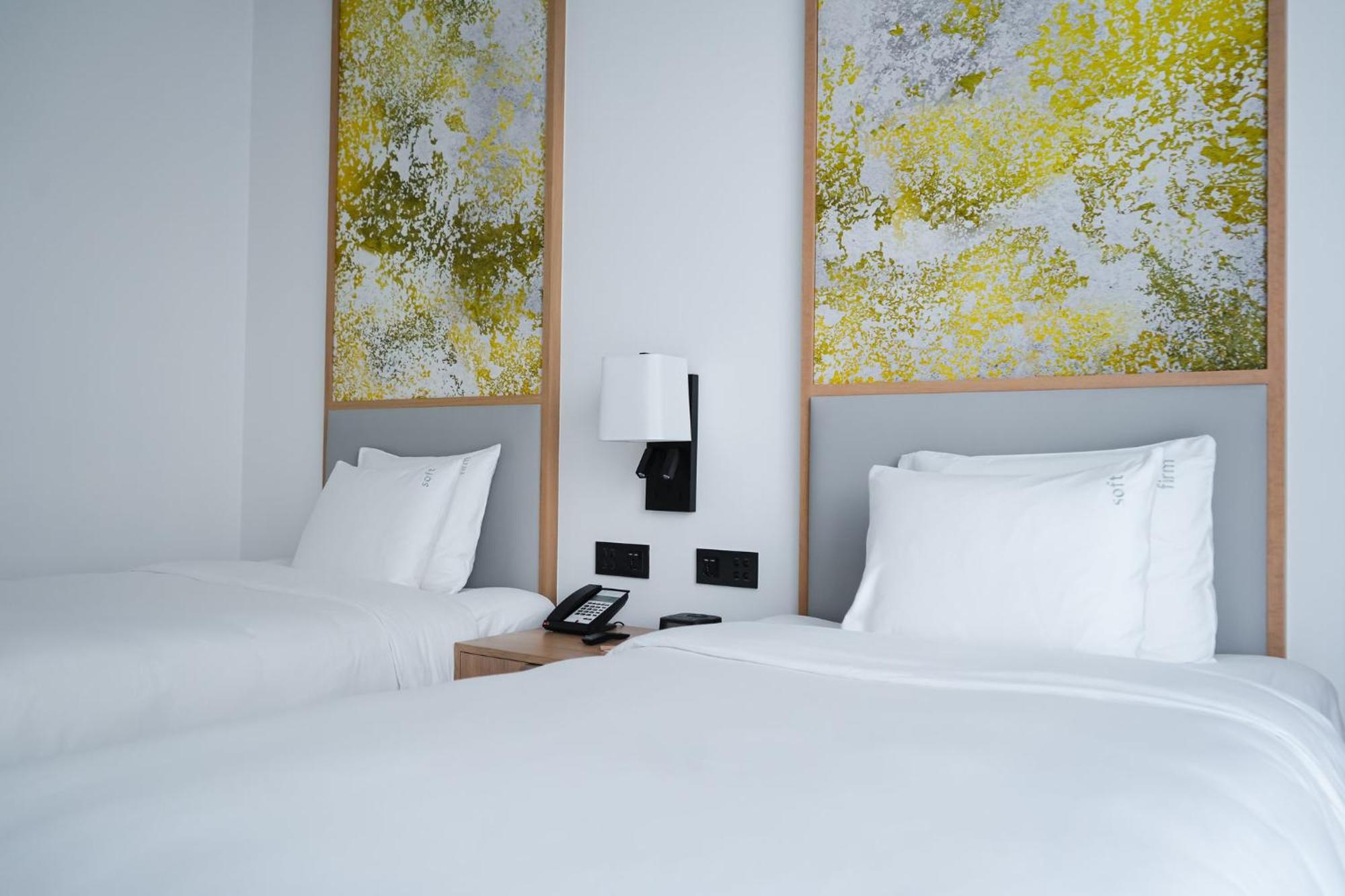 Holiday Inn Dubai Business Bay By Ihg Экстерьер фото